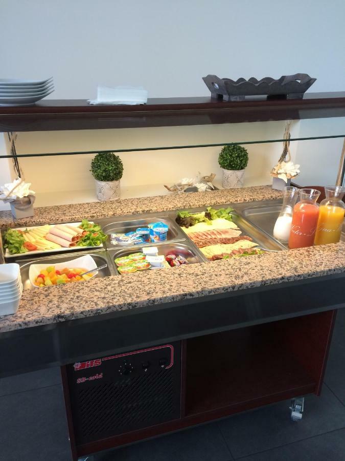 Hotel - Restaurant La Claire Foret Morhange Ngoại thất bức ảnh